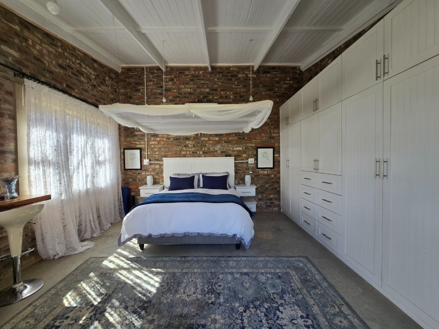 4 Bedroom Property for Sale in Viljoenskroon Rural Free State